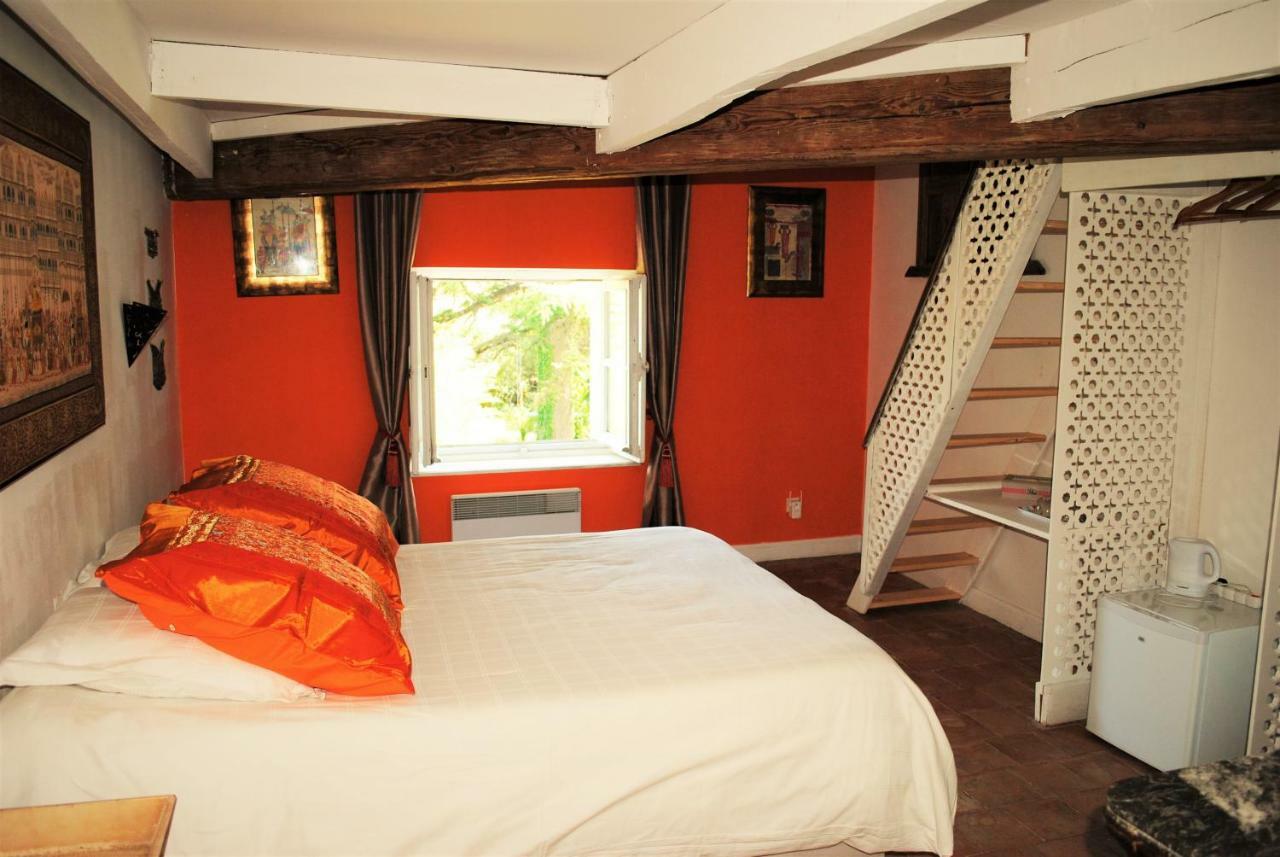 Les Routes Du Monde Bed and Breakfast Saint-Geniès-de-Comolas Eksteriør billede