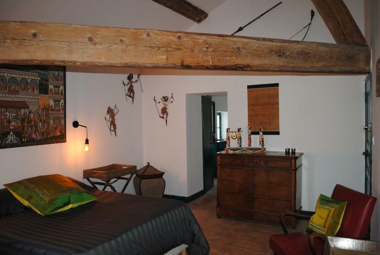 Les Routes Du Monde Bed and Breakfast Saint-Geniès-de-Comolas Eksteriør billede